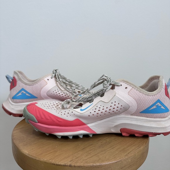 Nike Air Zoom Terra Kiger 7 Women's Trail Running Shoes Size 7 Pink CW6066 600 - Picture 5 of 11